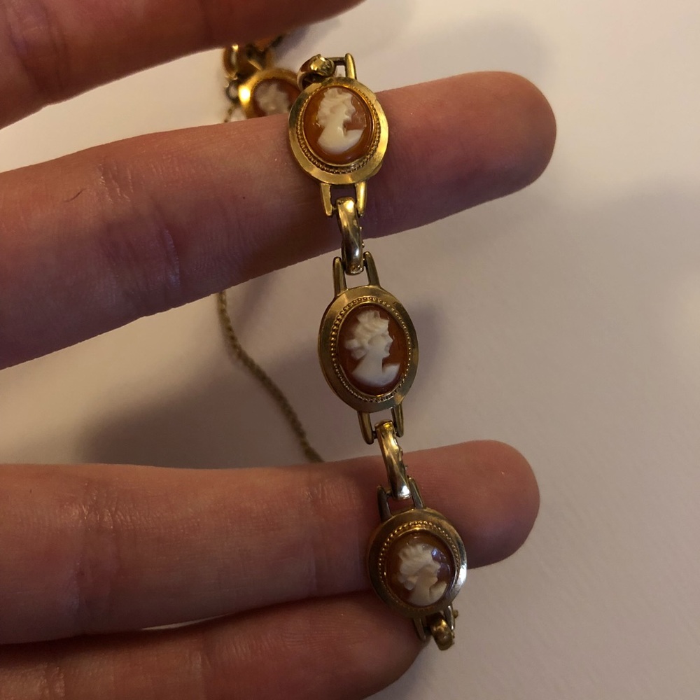 Genuine Cameo Bracelet 12kt Gold